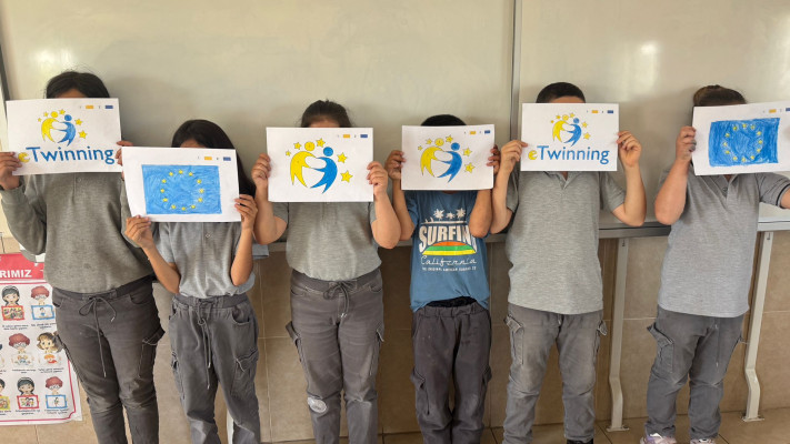9 Mayıs e Twinning günü kodlama etkinliği